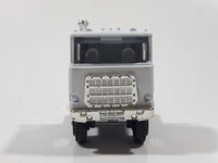 MotorMax Zylmex No. 4 K1 Honda Mack Cruiseliner Semi Tractor Truck White Die Cast Metal Toy Car Vehicle