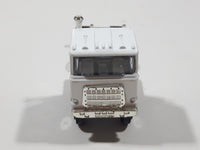 MotorMax Zylmex No. 4 K1 Honda Mack Cruiseliner Semi Tractor Truck White Die Cast Metal Toy Car Vehicle