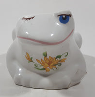 Vintage 1982 Avon Ceramarte 4 1/2" Long White Frog Ceramic Incense Potpourri Holder