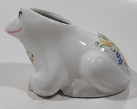 Vintage 1982 Avon Ceramarte 4 1/2" Long White Frog Ceramic Incense Potpourri Holder