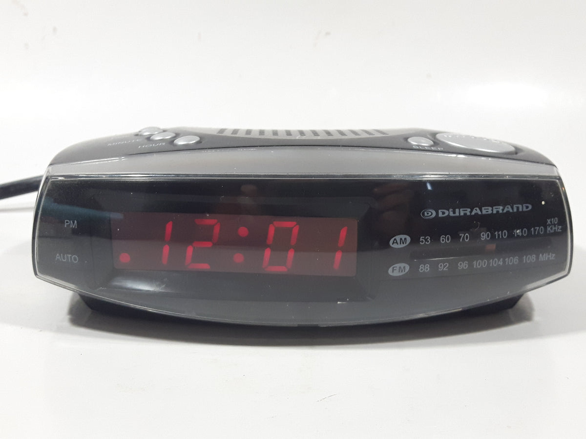 2002 Durabrand Digital Alarm Clock AM/FM Radio Model DCR6002 Treasure