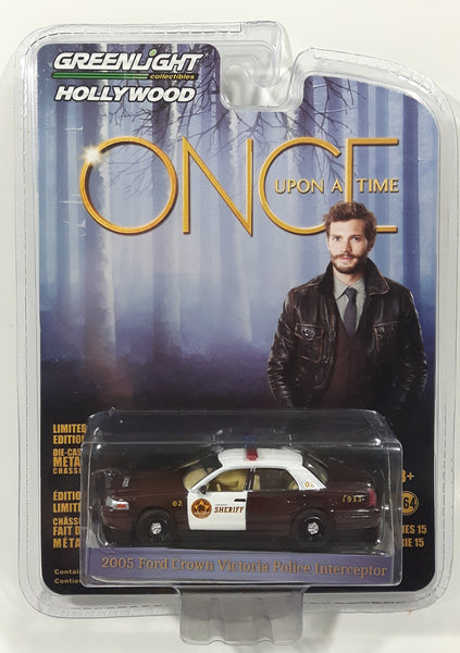 2016 Greenlight Hollywood Collectibles Series 15 Once Upon A Time 2005 Ford Crown Victoria Police Interceptor Dark Brown and White Die Cast Toy Car New in Package