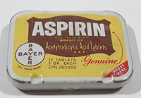 Vintage 1980s Bayer 12 Tablets Aspirin "Genuine" Acetylsalicyclic Acid Tablets DIN 260959 'Press Here' Small Pocket Size Tin Metal Hinged Pill Case EMPTY