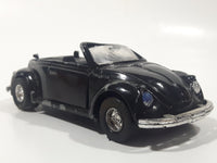 Unknown Brand No. 8602 Volkswagen Beetle Convertible Black 1/35 Scale Die Cast Toy Car Vehicle with Opening Doors Missing Parts