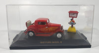 1998 Road Champs 1932 Ford Model B Red with Orange Flames Die Cast Toy Car Vehicle with Opening Trunk and Food Serving Sign in Display Case