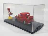 1998 Road Champs 1932 Ford Model B Red with Orange Flames Die Cast Toy Car Vehicle with Opening Trunk and Food Serving Sign in Display Case