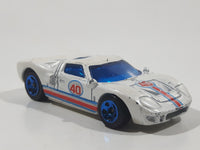 2008 Hot Wheels Web Trading Cards Ford GT - 40 Pearl White Die Cast Toy Race Car Vehicle