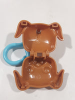 2004 Hasbro OddzOn Brown Dog 2 3/8" Wide Plastic Opening Keyring Clip