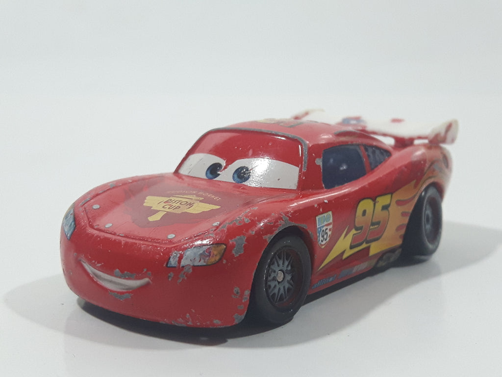 Disney Pixar Cars Lightning McQueen #95 Red Die Cast Toy Race Car Vehi ...