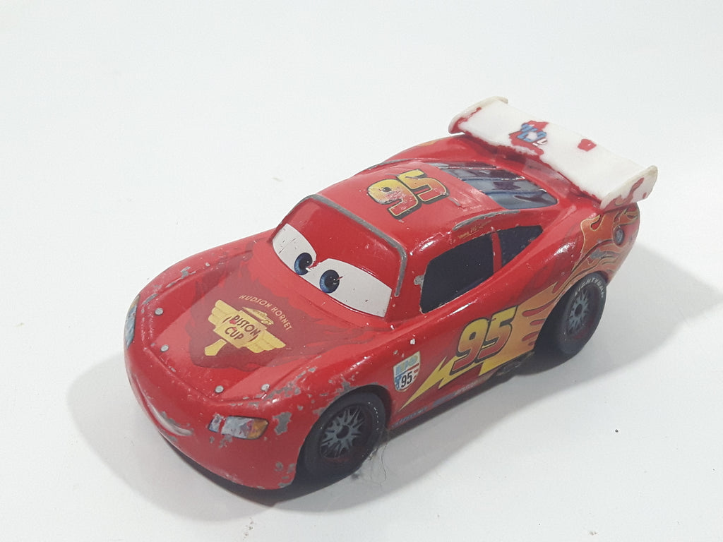 Disney Pixar Cars Lightning McQueen #95 Red Die Cast Toy Race Car Vehi ...