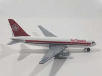 ERTL Air Canada Boeing 767-200 Passenger Jet White Silver Red Die Cast Toy Aircraft Vehicle