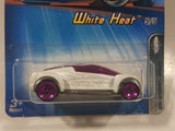 2005 Hot Wheels White Heat 2002 Autonomy Concept White Die Cast Toy Car Vehicle New in Package