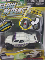 2012 Maisto Glow Riders Truck White Die Cast Toy Car Vehicle New in Package