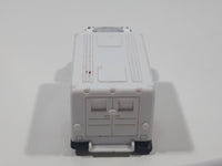 Maisto Ambulance White Die Cast Toy Emergency Response Rescue Vehicle