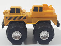 1998 Soma Mighty Wheels Construction Crane Yellow Die Cast Toy Car Vehicle