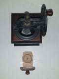 Antique Style Metal Hand Wheel Coffee Grinder Mill with Wood Base