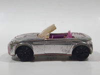 Mattel Polly Pocket Convertible Chrome and Pink Plastic Body Die Cast Toy Car Vehicle L4357 Cracked Windshield