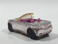 Mattel Polly Pocket Convertible Chrome and Pink Plastic Body Die Cast Toy Car Vehicle L4357 Cracked Windshield