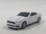 Maisto 2015 Ford Mustang GT White Die Cast Toy Car Vehicle