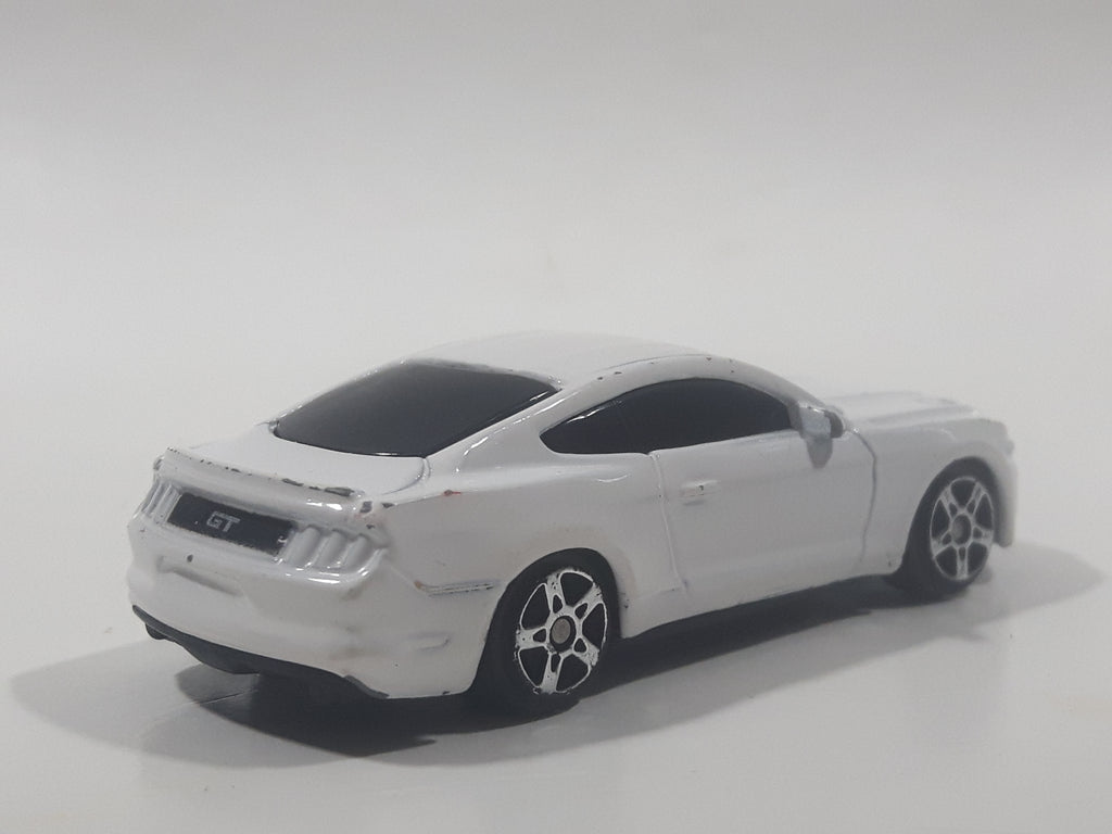 Maisto 1:64 – Lot Ford Mustang GT RTR 2015 + Ford Bronco 2021 Avec Remorque – Neuf