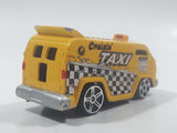 Maisto Vantasy Van Cruisin' Taxi Cab Yellow Die Cast Toy Car Vehicle