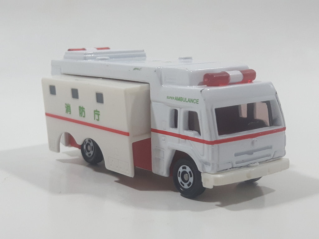 1996 Tomy Tomica No. 118 Super Ambulance White Die Cast Toy Car Vehicl ...