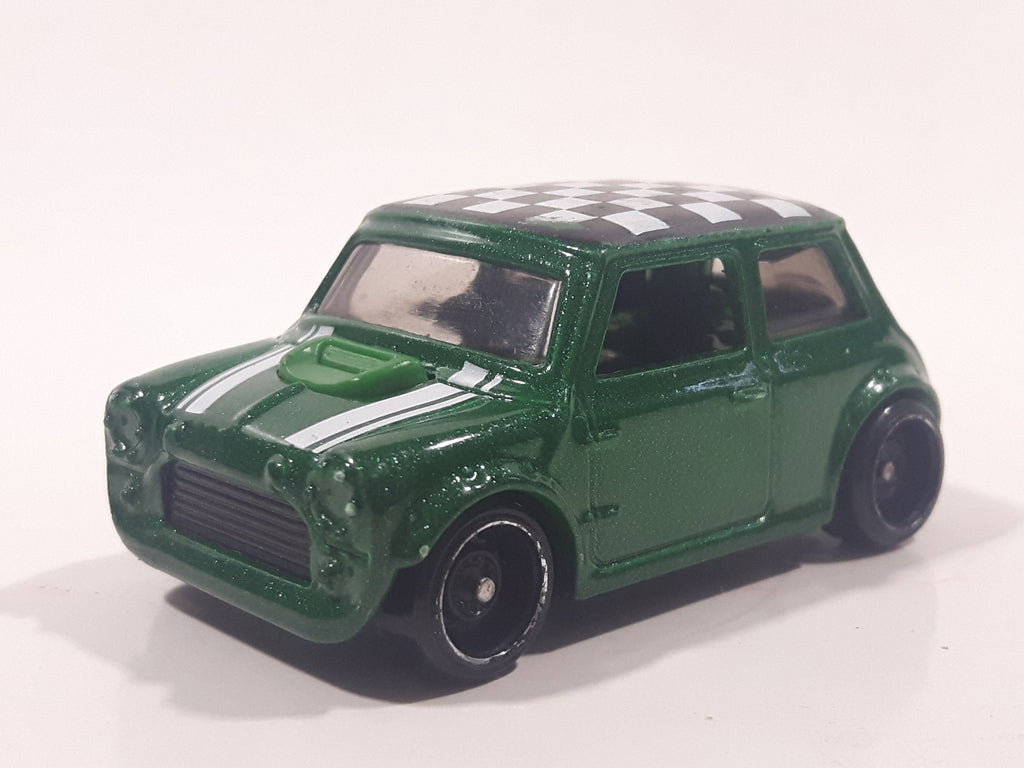 2020 Hot Wheels Multipack Exclusive Morris Mini Cooper Metalflake Gree ...