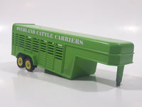 Maisto Countryside Farm & Field Overland Cattle Carriers Livestock Trailer Green Die Cast Toy Car Vehicle with Opening Rear Gate
