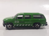 2010 Matchbox Construction 2000 Chevrolet Suburban Green Die Cast Toy Car Vehicle