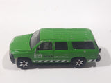 2010 Matchbox Construction 2000 Chevrolet Suburban Green Die Cast Toy Car Vehicle