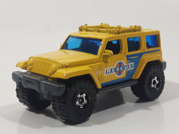 2012 Matchbox MBX Beach Jeep Rescue Concept Yellow 1:70 Scale Die Cast Toy Car Vehicle