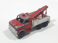 Vintage 1968 Lesney Matchbox Series No. 71 Ford Heavy Wrecker Truck Red and White Die Cast Toy Car Vehicle