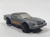 Vintage 1978 Hot Wheels Scorchers Camaro Z-28 Silver Pull Back Friction Motorized Die Cast Toy Car Vehicle