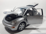 Maisto Volkswagen New Beetle Silver 1/18 Scale Die Cast Toy Car Vehicle with Opening Doors Hood and Hatch