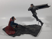 2013 DC Comics Superman Vs Zod Battle Display 12 1/2" Long