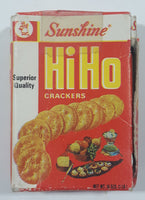 Vintage Sunshine Superior Quality HiHo Crackers Miniature Box Play Food Toy