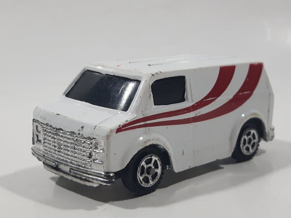 Vintage Unknown Brand 8637 Van White Die Cast Toy Car Vehicle