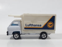 RealToy Lufthansa Airline Catering Airplane Loading Scissor Lift Container Truck White Die Cast Toy Car Vehicle