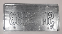 1980s 1990s Illinois Land of Lincoln 'R' Metal Vehicle License Plate Tag SM 2883