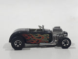 Vintage 1981 Hot Wheels Flying Colors Street Rodder Black Die Cast Toy Car Vehicle