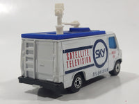 1995 Matchbox TV News Truck Van Sky Satellite Television White Die Cast Toy Car Vehicle