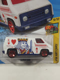 2020 Hot Wheels Art Cars '70s Van Super Van White Die Cast Toy Car Vehicle New in Package