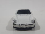 1998 Hot Wheels Figure 8 Racers Porsche 959 #2 White Die Cast Toy Race Car Vehicle