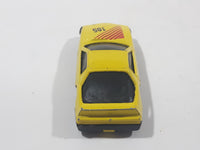 Unknown Brand 105 Yellow Die Cast Toy Car Vehicle