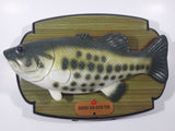 RARE 1999 USA Item No. 1008 "Singing Sam River Fish" Singing Moving Bass Fish On Plastic Plaque WORKING