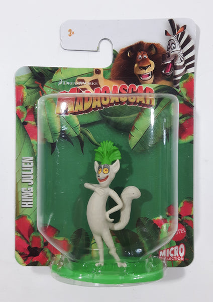 2018 Mattel Micro Collection DreamWorks Madagascar King Julien Lemur 2 1/4" Tall Toy Figure New in Package